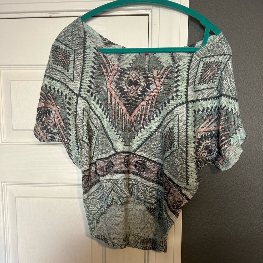 Unk Geometric Patterned Women's Blouse